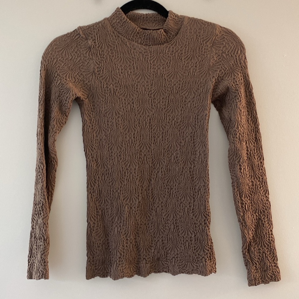 New-Aura Long Sleeve Sexy Bodycon Stretch Top with Silver Metallic Stitching.